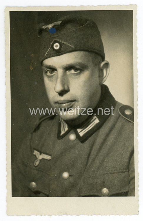 Wehrmacht Heer Portraitfoto mit Schiffchen
