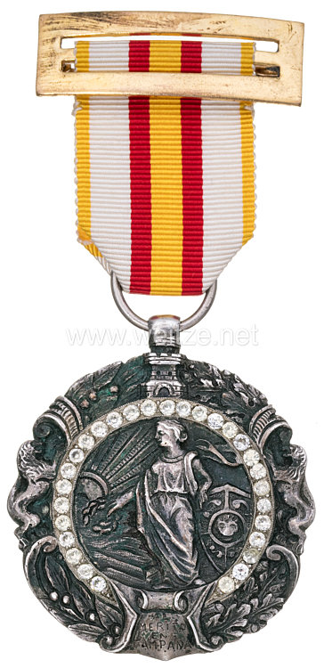 Spanischer Bürgerkrieg 1936-39, große silberne Tapferkeitsmedaille "Medalla Militar Individual" mit Brillanten aus dem Besitz von General Hellmuth Volkmann