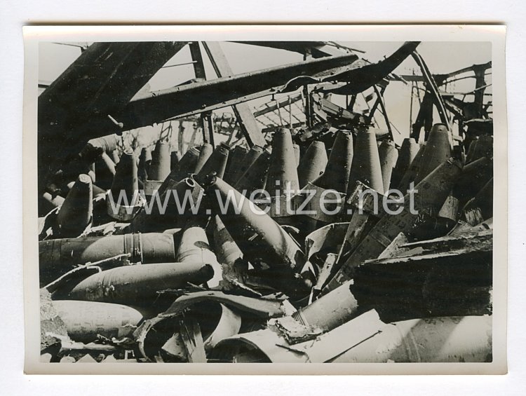 III. Reich Pressefoto. Unschädlich gemacht. Französische Granaten, die gegen Deutschland nicht mehr verwendet werden. 30.6.1940.