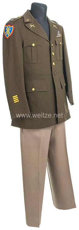 USA Occupation of Germany: Winter Service Uniform for a US Army Infantry Captain of the Berlin Brigade ( German tailored ) 