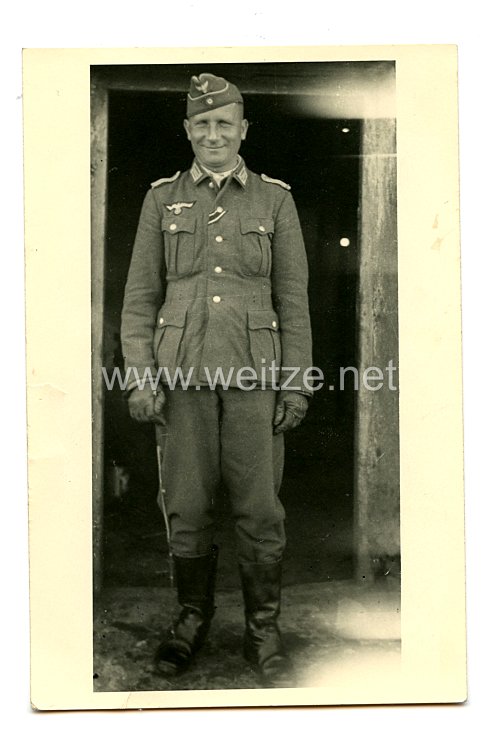 Wehrmacht Heer Foto, Leutnant mit Schiffchen