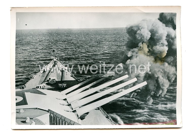 Kriegsmarine Pressefoto, das Bordflugzeug-Auge des Kriegsschiffes