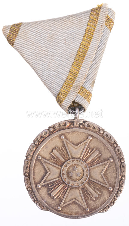 Lettland Orden der 3 Sterne, goldene Verdienstmedaille