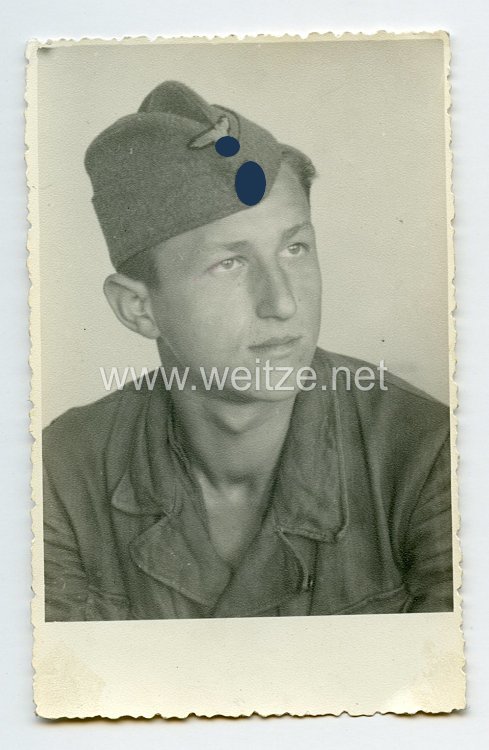 Waffen-SS Portraitfoto, SS-Mann mit Schiffchen