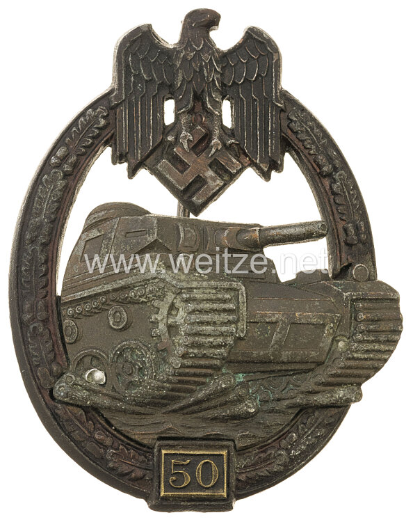 Panzerkampfabzeichen in Bronze mit Einsatzzahl "50" - C.E. Juncker