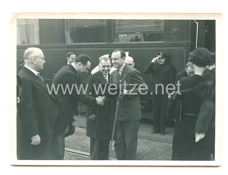 3. Reich Pressefoto: Prinzregent Paul am Bahnhof