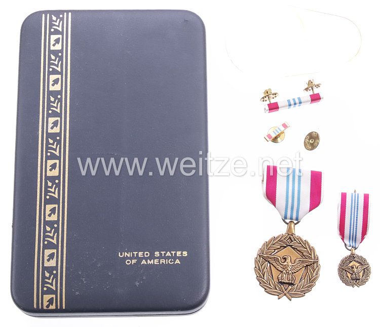 USA - Defence Meritorious Service Medal in Case with Miniature, Lapel Pin and Ribbon Bar  Bild 2