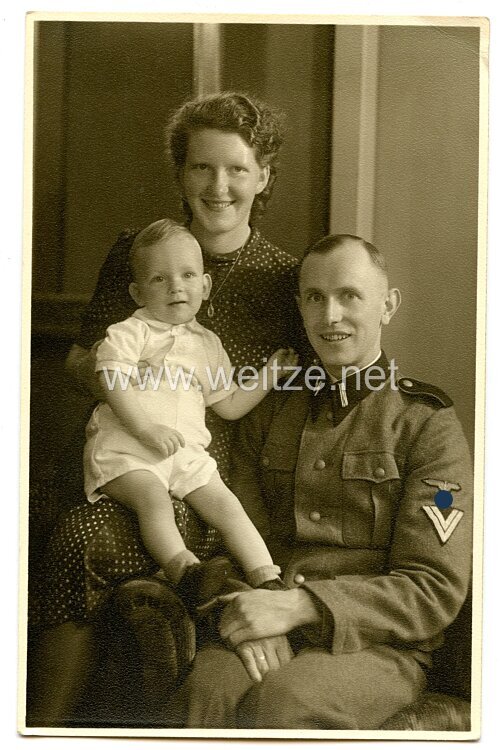 Waffen-SS Portraitfoto, SS-Rottenführer mit Familie