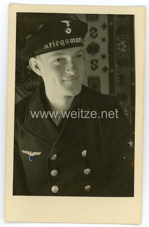 Kriegsmarine Portraitfoto, Soldat mit Tellermütze