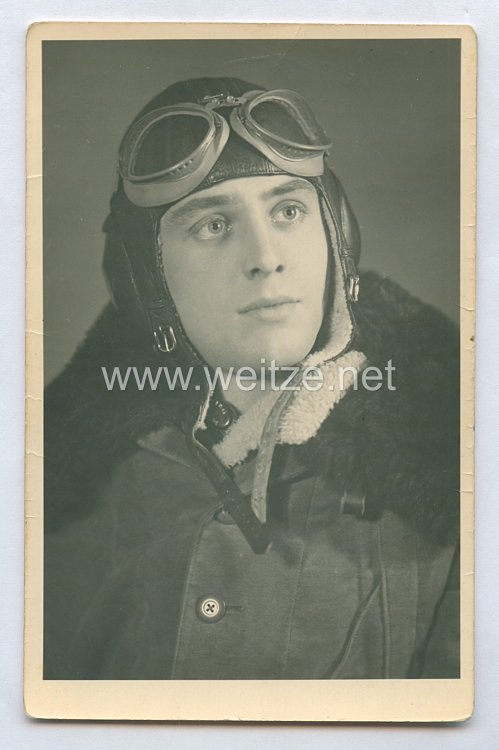Luftwaffe Portraitfoto, Soldat im Fliegeroverall mit Kopfhaube für Flugzeugbesatzungen