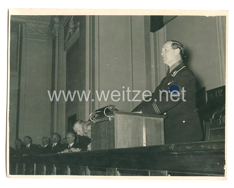 3. Reich Pressefoto: Reichswirtschaftsminister Schmidt