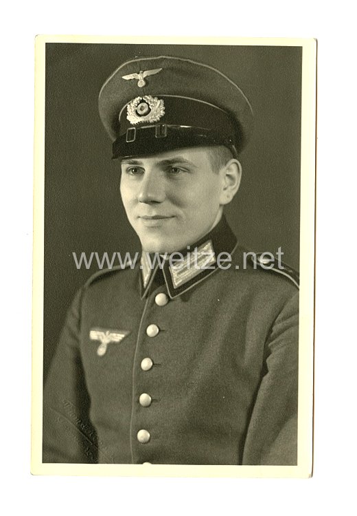 Wehrmacht Heer Portraitfoto, Soldat mit Waffenrock