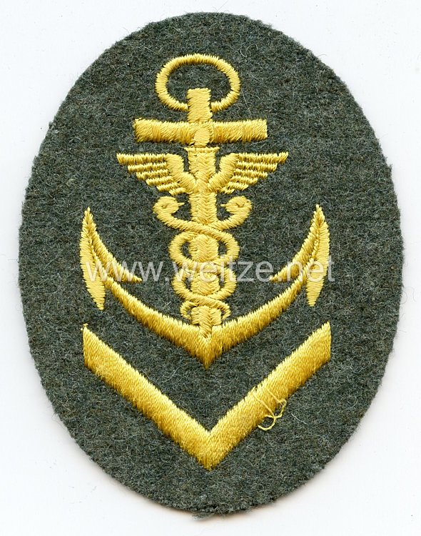 Kriegsmarine Ärmelabzeichen für einen Oberverwaltungsmaat für die feldgraue Uniform