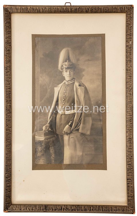 Preußen Gerahmte Fotografie eines Grenadiers im 1. Garde-Regiment zu Fuß