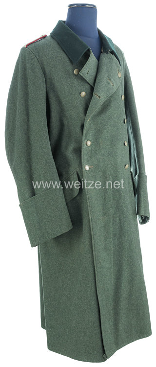 Wehrmacht Mantel für einen Leutnant der Nebelwerfer 