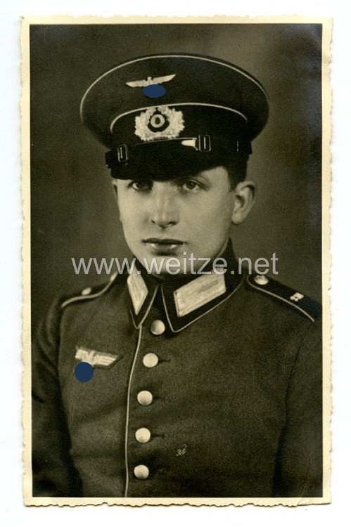 Wehrmacht Portraitfoto, Soldat der Infanterie mit Waffenrock