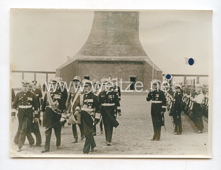 3. Reich Pressefoto: Admiral Horthy ehrte die deutschen Seehelden 23.8.1938