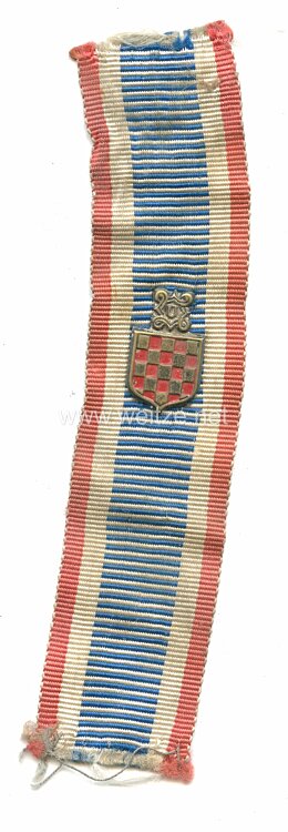 Kroatien Kriegs-Gedenkabzeichen mit Staatswappen 1943-1945