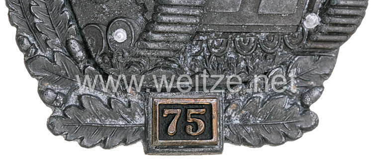 Panzerkampfabzeichen in Bronze 4. Stufe mit Einsatzzahl "75" Bild 2
