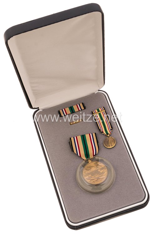USA - South West Asia Service Medal in Case with Minature, Lapel Pin and Ribbon Bar   