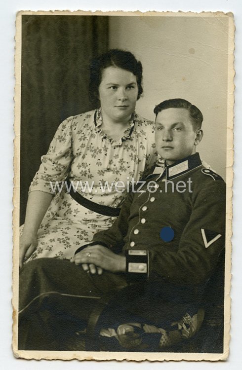 Wehrmacht Foto, Gefreiter der Infanterie mit Waffenrock
