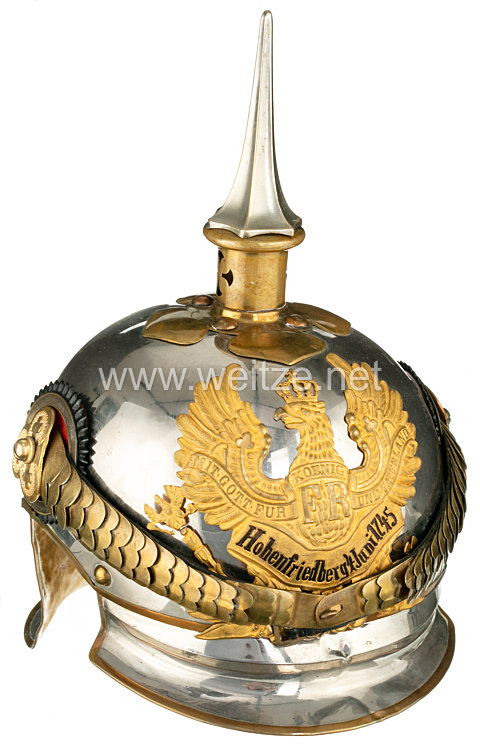 Preußen Helm für einen Offizier im Kürassier-Regiment Königin (Pommersches) Nr. 2