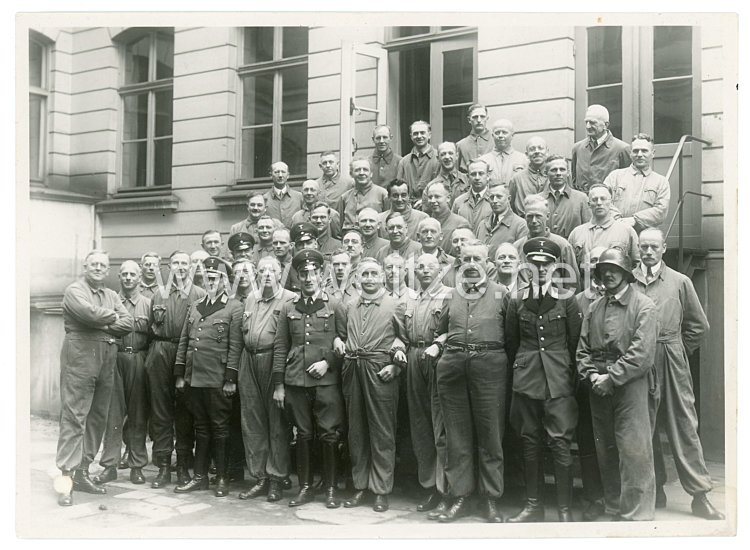 III. Reich Gruppenfoto, Angehöriger des Reichsluftschutzbund (RLB)
