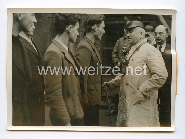 III. Reich Pressefoto. Reichsorganisationsleiter Dr. Ley bei den Lothringischen Arbeiten 10.12.1941