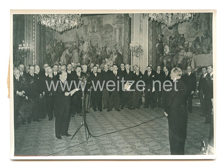 3. Reich Pressefoto: Staatspräsident Lebrun übernimmt auf weitere sieben Jahre die französische Staatspräsidentschaft. 6.4.1939