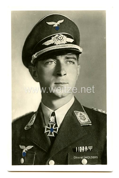 Luftwaffe - Portraitpostkarte von Brillantenträger Oberst Werner Mölders