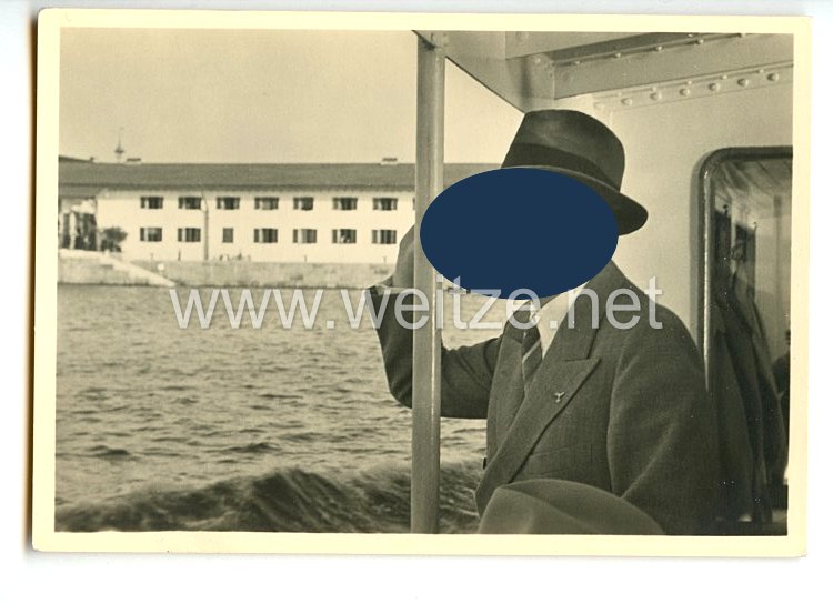 III. Reich - Propaganda-Postkarte - " Adolf Hitler - Der Führer besucht das Rathaus am Chiemsee "