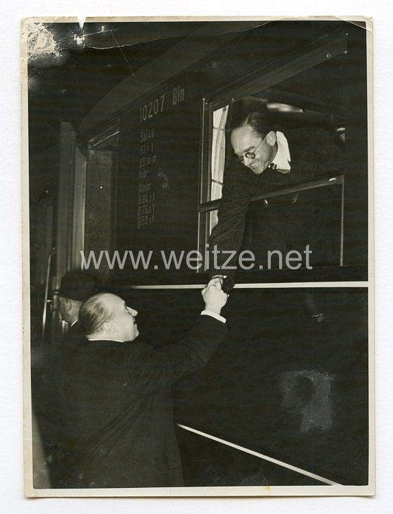 III. Reich Pressefoto. Minister Pirow aus Berlin abgereist. 27.11.1938.