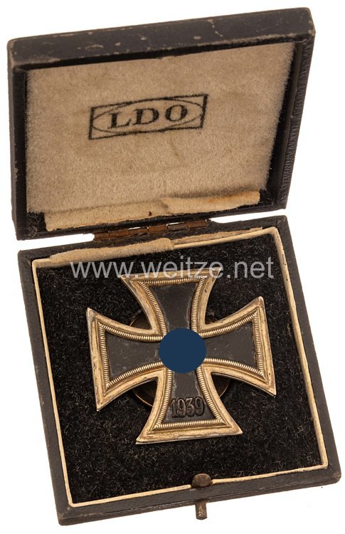 Eisernes Kreuz 1939 1. Klasse an Schraubscheibe im LDO-Etui - Steinhauer & Lück